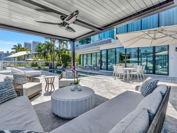 2707 Sea Island Dr, Fort Lauderdale FL 33301