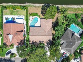 4636 Rothschild Dr, Coral Springs FL 33067