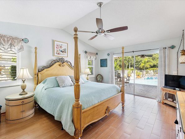 4636 Rothschild Dr, Coral Springs FL 33067