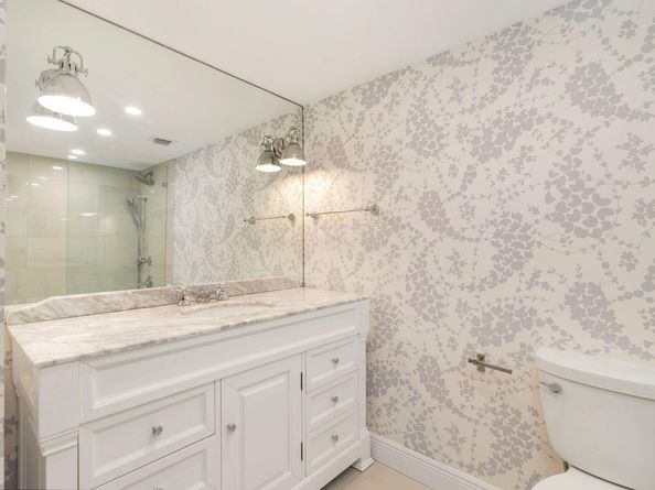 3800 Washington Road 208, West Palm Beach FL 33405