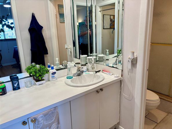 11651 Royal Palm Blvd 303, Coral Springs FL 33065