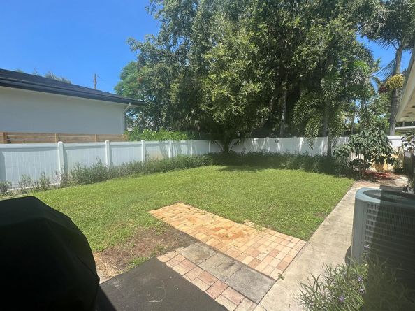 2081 Joy Rene Lane, North Palm Beach FL 33408