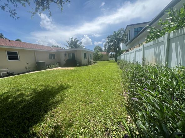 2081 Joy Rene Lane, North Palm Beach FL 33408