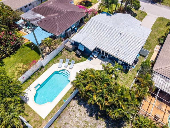 3429 NE 17th Way, Oakland Park FL 33334