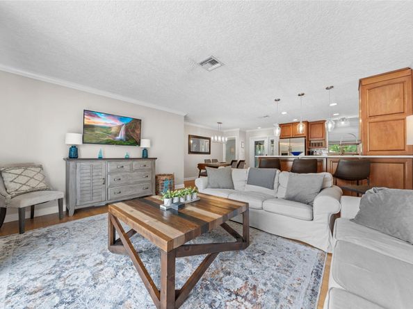 3429 NE 17th Way, Oakland Park FL 33334