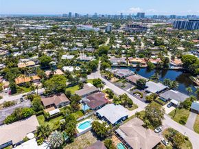3429 NE 17th Way, Oakland Park FL 33334