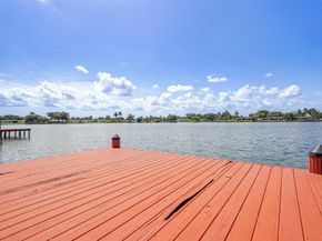 8720 Pasadena Blvd, Pembroke Pines FL 33024