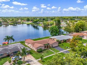 8720 Pasadena Blvd, Pembroke Pines FL 33024