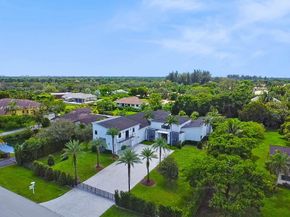 11350 NW 8th Street, Plantation FL 33325