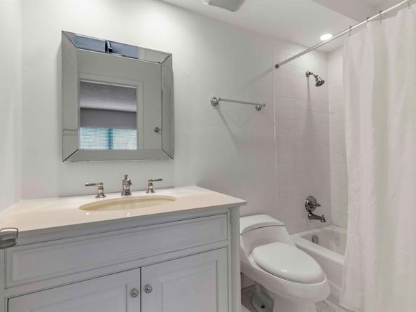13329 Polo Club Road 105, Wellington FL 33414