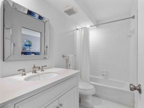 13329 Polo Club Road 105, Wellington FL 33414
