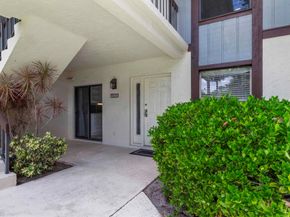 13329 Polo Club Road 105, Wellington FL 33414