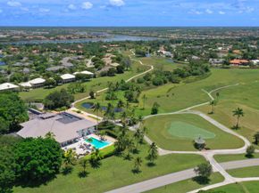 13329 Polo Club Road 105, Wellington FL 33414