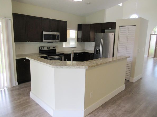 14021 Richwood Place, Davie FL 33325