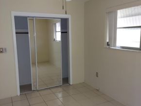 1011 NW 45th Ct, Fort Lauderdale FL 33309
