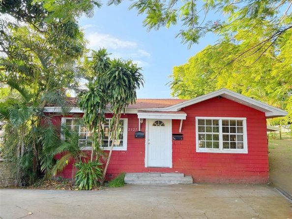 2327 Polk St, Hollywood FL 33020