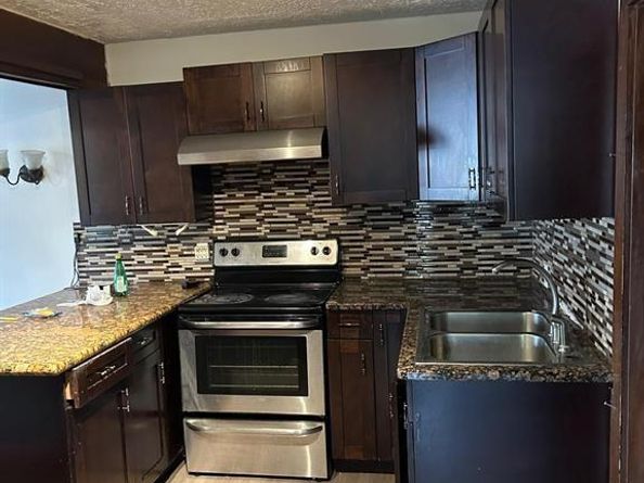 2327 Polk St, Hollywood FL 33020