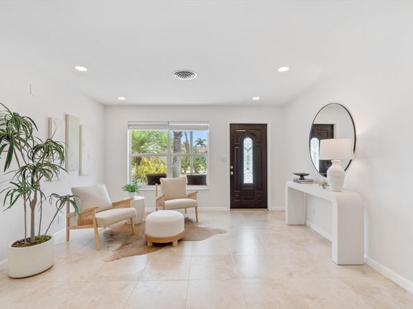 4351 NE 15th Ter, Oakland Park FL 33334