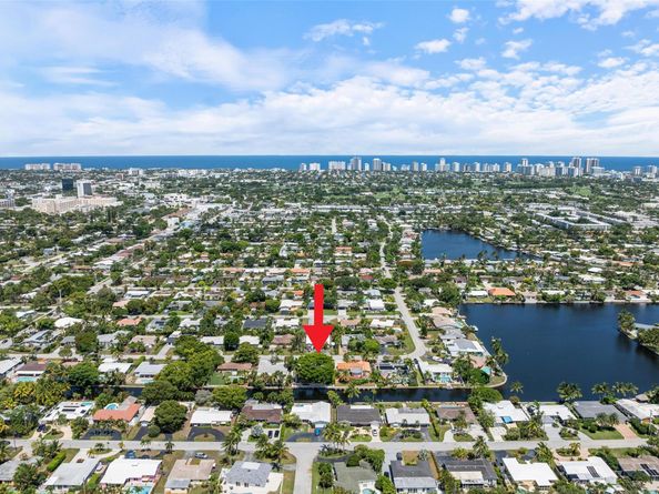 4351 NE 15th Ter, Oakland Park FL 33334