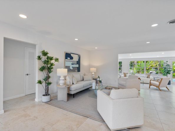 4351 NE 15th Ter, Oakland Park FL 33334