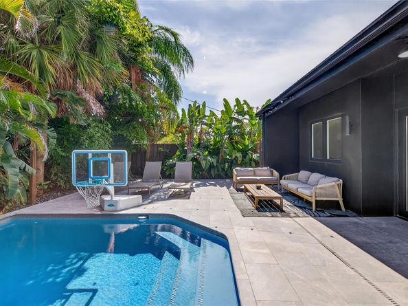 2112 Manatee Drive, Fort Lauderdale FL 33316