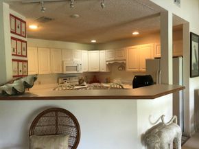 7 Lexington Lane, Palm Beach Gardens FL 33418