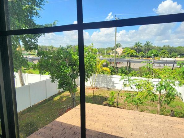 9056 Green Meadows Way, Palm Beach Gardens FL 33418