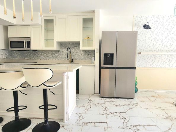 9056 Green Meadows Way, Palm Beach Gardens FL 33418