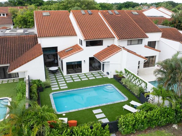 2435 Windsor Way Court, Wellington FL 33414