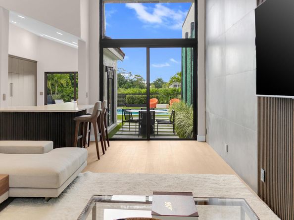 2435 Windsor Way Court, Wellington FL 33414