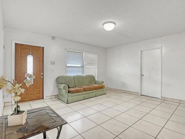 3308 Lake Avenue, West Palm Beach FL 33405