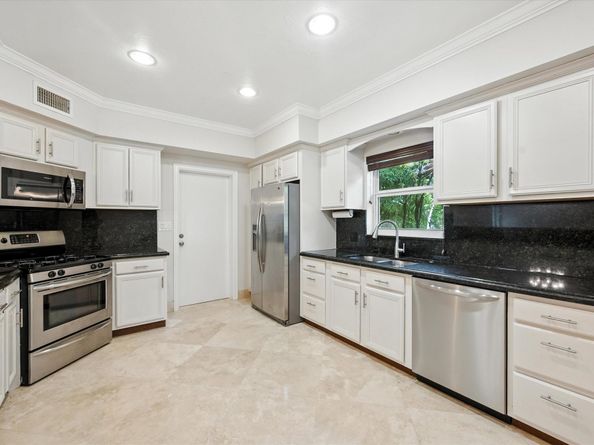 632 N Lakeside Drive, Lake Worth Beach FL 33460