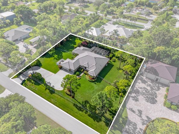 8732 Rodeo Drive, Lake Worth FL 33467