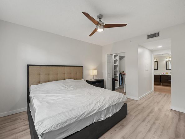 11760 St Andrews Place 102, Wellington FL 33414