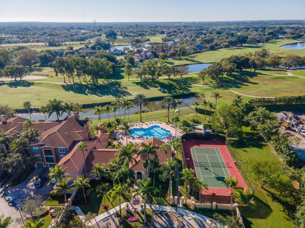 11760 St Andrews Place 102, Wellington FL 33414