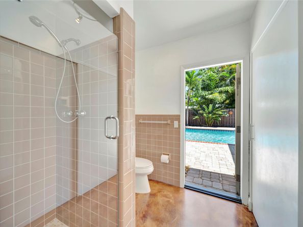2524 NE 26th Terrace, Fort Lauderdale FL 33305