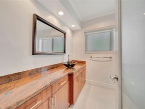 2524 NE 26th Terrace, Fort Lauderdale FL 33305
