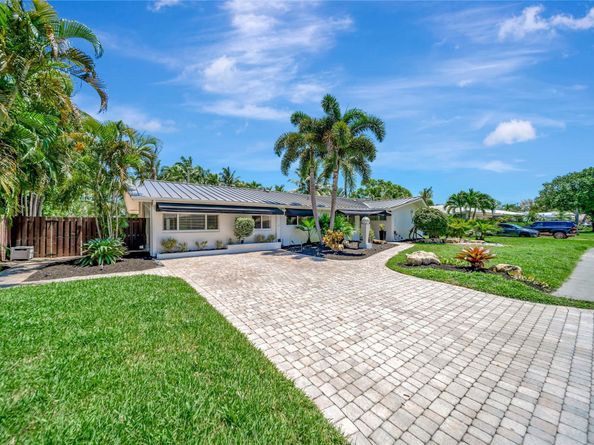 2524 NE 26th Terrace, Fort Lauderdale FL 33305