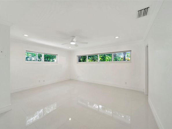 2524 NE 26th Terrace, Fort Lauderdale FL 33305