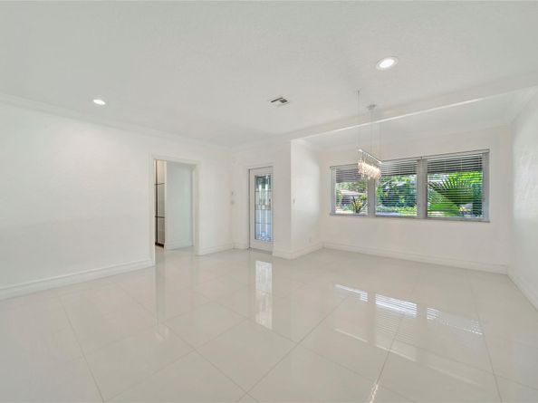 2524 NE 26th Terrace, Fort Lauderdale FL 33305
