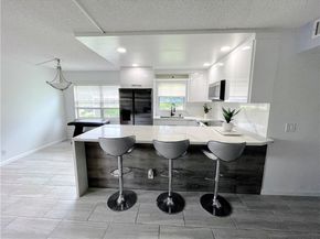 393 Mansfield J 393, Boca Raton FL 33434