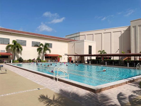 393 Mansfield J 393, Boca Raton FL 33434