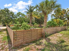 2054 SW 30th Ter, Fort Lauderdale FL 33312