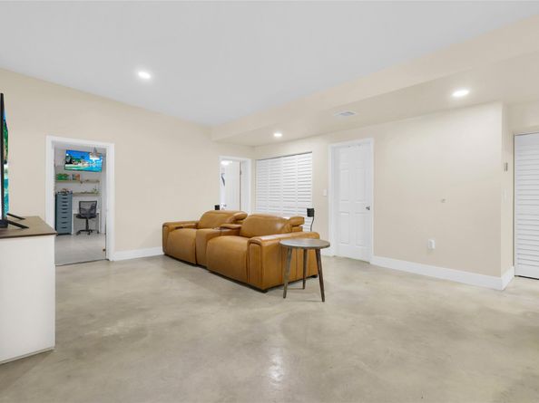 2054 SW 30th Ter, Fort Lauderdale FL 33312