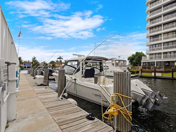 3100 NE 49th St PH05, Fort Lauderdale FL 33308