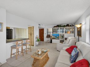 372 Golfview Road 403, North Palm Beach FL 33408