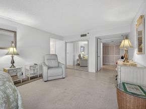 372 Golfview Road 403, North Palm Beach FL 33408