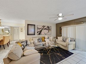 2710 Riverside Dr 106A, Coral Springs FL 33065