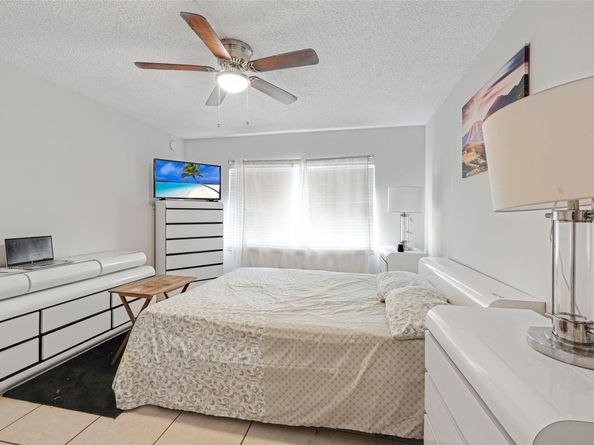 2710 Riverside Dr 106A, Coral Springs FL 33065
