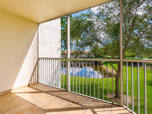 7763 Southampton Ter 215, Tamarac FL 33321